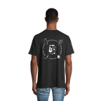 T-shirt Marie Max noir avec illustrations de Solange Stories dans le dos représentant des santiags, un camélia, un piment, un soleil et une allumette mêlées aux paroles de la chanson Mad Max